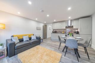 Boutique Living by Lawsons - 6