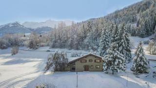 Chalet Falcon - Luxury Swiss Retreat with Hot-Tub - Bagnes - 9