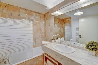 Le Bienheureux Beau T2 en plein centre avec grande Terrasse - 5