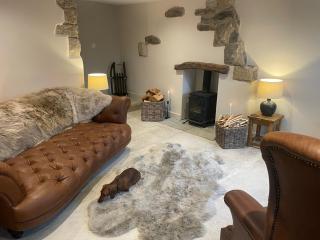 Primrose Cottage with Log Burner Dog Friendly - The Dales Cottages - 2