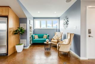 Walk Score 90!!-Historic Downtown District-2 Blocks to Famous Forsyth Park- Huge Private Patio-Private Parking - Savannah - 8