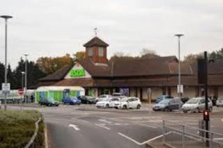 Comfy Apartment 16 Easy access to Central London - Tadworth - 6