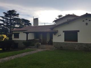 Amplia Casona de Estilo en La Falda - La Falda - 6