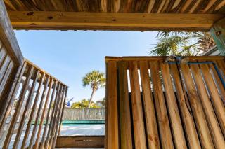 1511 Forrest Ave - Sea Caught The Katy - Private Pool- Ocean View - Folly Beach - 2