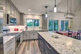 Modern Francestown Retreat on Scobie Pond! - Francestown - 1