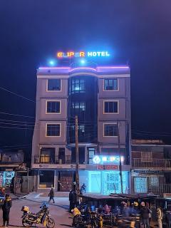 Eliper Hotel - - 0