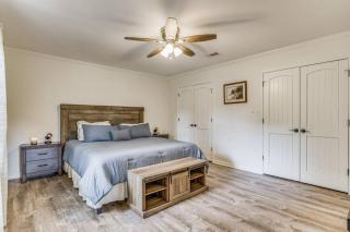 The East Hill Escape, A Bay View Beachy Cottage - 6