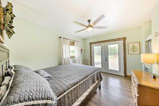 Waterfront Missouri Escape with Private Pond and Dock! - Nevada - 2