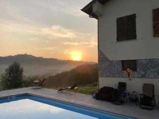 Casa Roberto Pool with Bar 5 bedrooms 2 bathrooms Great For Groups - Castel Rocchero - 4