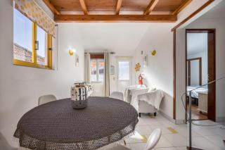 Apartamento Amarelo - 2