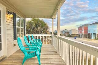 At the Beach by Oak Island Accommodations - Oak Island - 2
