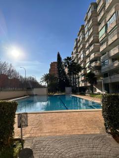 Precioso apartamento con piscina - 8