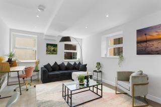 The Donkey Shed - Located by the harbour! Sea Air! - 4