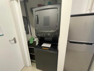 2br aptSurrounded by history with Modern Amenities - 3
