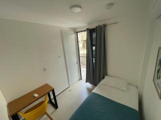 2br aptSurrounded by history with Modern Amenities - 2