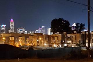 Suite 7, Sleep 6, Walk to Attractions in Uptown - Charlotte - 6