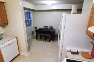 Suite 7, Sleep 6, Walk to Attractions in Uptown - Charlotte - 2