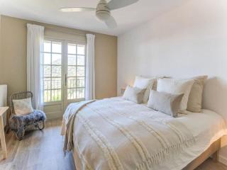 Villa in Cavalaire with Sea View & Pool - 8