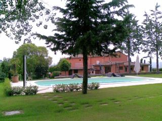 Elegant Tuscan Holiday Home - 3