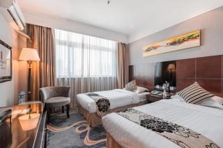 Holiday Inn Express Shanghai Changyang Road by IHG - 1