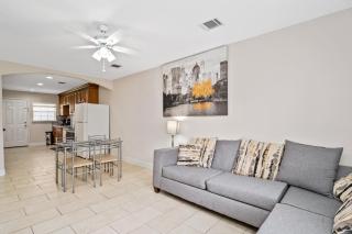 Opulent, Luxurious & Modern APT 7 Min From TX Med Center - Houston - 7