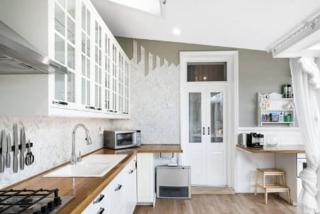 The East-Redfern Mansion on Chelsea - Sydney - 4