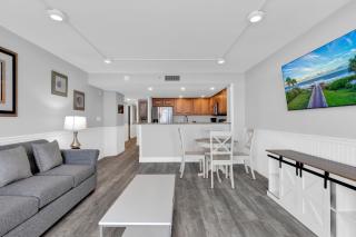 Oceanfront Atlantica 2BR Condo w Balcony - Myrtle Beach - 4