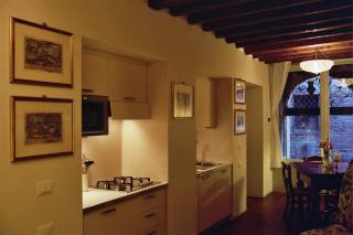 Al pozzo dei Scoacamini, 100 m from San Marco, ground floor - Venice - 6