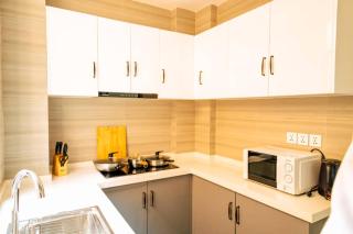 Nyarutarama Golf Apartment by Rose Garden - 5