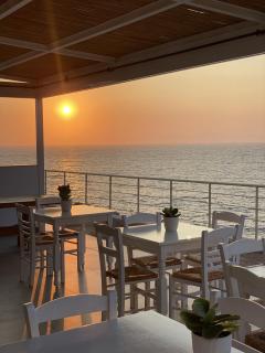 SeaRock Rooms and Suites - Amorgo - 6