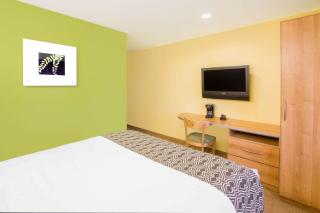 Microtel Inn & Suites by Wyndham Delphos - Delphos - 3