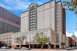 La Quinta Inn & Suites by Wyndham New Orleans Downtown - 0