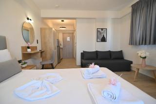 Armonia Luxury Suites - Nea Vrasna - 9