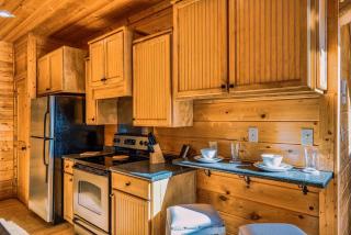 Pine Haven Hollow, Hot Tub, Game Room, WIFI, 1089 FREE tickets each paid day, Dollywood and More - Pigeon Forge - 6