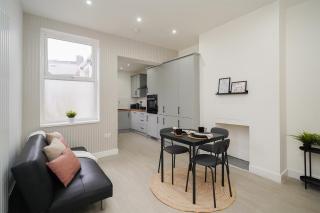Charlotte House, entire private house, close to city centre, WiFi - Sheffield - 2