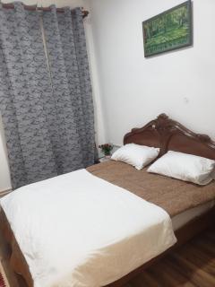 Hostel Oakland - Tirana - 9