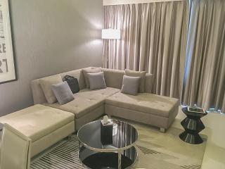 Cosmos Living 1 Bedroom Paramount Hotels - 6