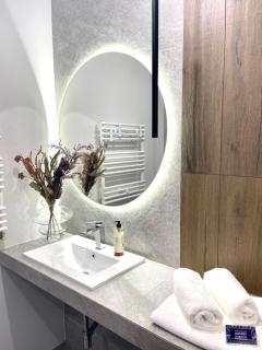 ApartCentrum-CHARLOTTE -PARKING-Air conditioning - 9