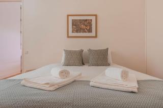 Green Gate to Lisbon by Lovelystay - 6