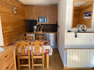 Appartement aux pieds des pistes avec wifi et animaux admis - FR-1-574-19 - 3