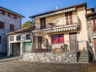 House Nicholas - Gera Lario - 6