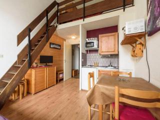 Appartement 2 pièces mezzanine avec parking privatif aux pieds des pistes, quartier calme des Fontanettes - FR-1-574-28 - 8