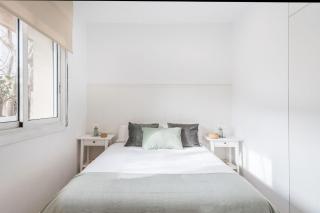 Apartment Next to Sagrada Familia, the Essence of Barcelona - 6