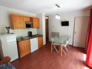 Trois pièces + coin montagne, 6-8 pers, bien situé, à 30m des commerces et télécabine - FR-1-265-330 - Modane - 7