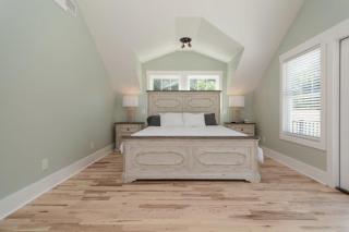 Ava Mae Cottage - 642 Cummings Lane - 2