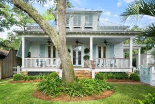 Anastasia’s Burrow - 629 Oak St - 8