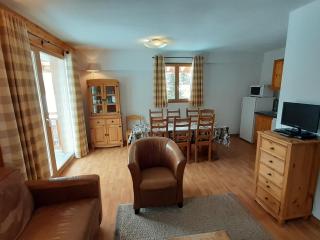 Spacieux appartement 4 pièces pour 8 pers, au cœur de la station, proche télécabine et commerces - FR-1-265-64 - 3