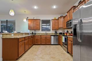 The Magic Mansion 6BR Resort Pool Home Near Disney - 7