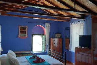 MARIA'S Rustic stonehouse in traditional village - 9