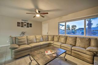 Mesa Home w/ Outdoor Pool - 2 Mi to Sloan Park! - 5